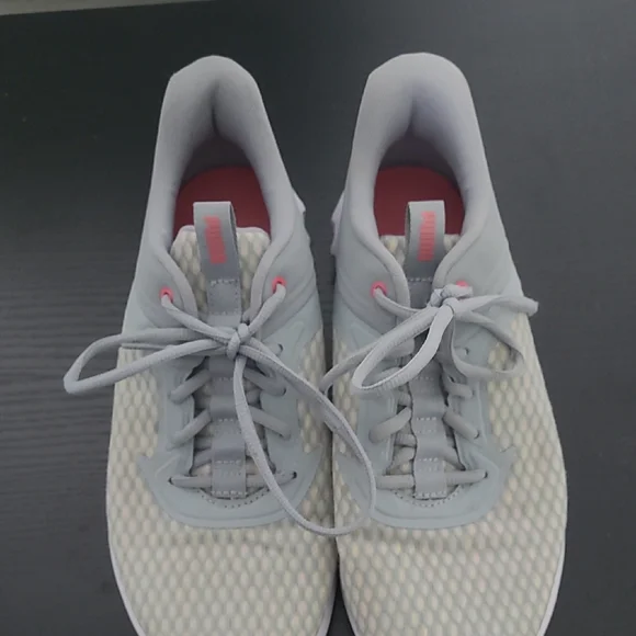Puma Gray and Pink Athletic Shoes - Picture 2 of 7